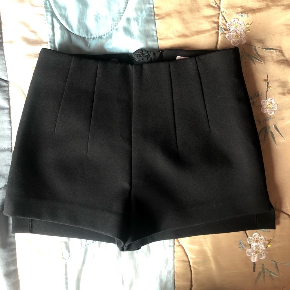 H&M Black High Waisted shorts